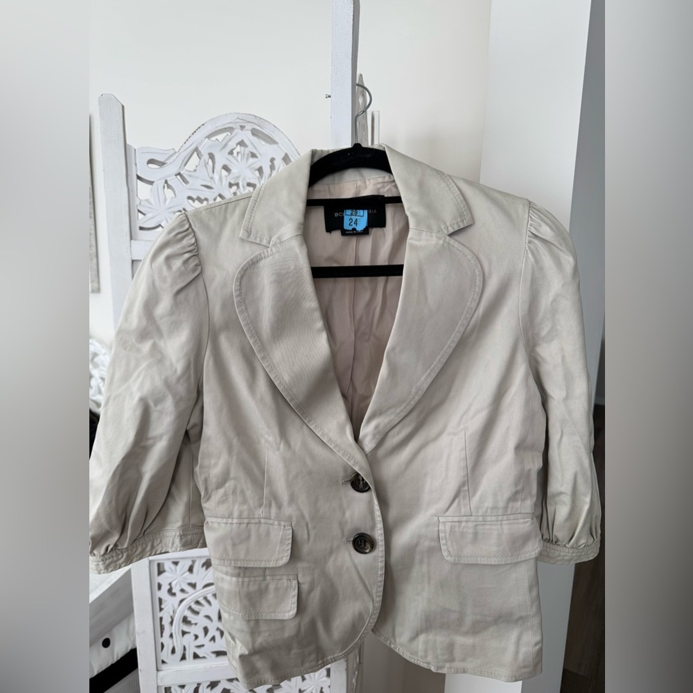 BCBG MaxAzria Beige Jacket Size Small – Classic Tailored Blazer